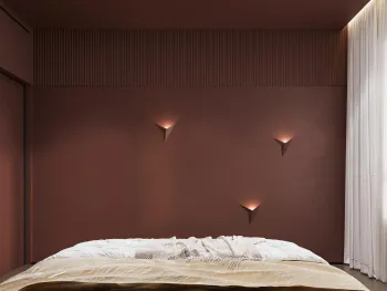 Интерьер спальни с нишей с подсветкой  смотреть на Basicdecor