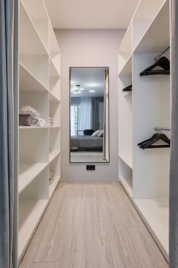 Интерьер гардеробной  смотреть на Basicdecor
