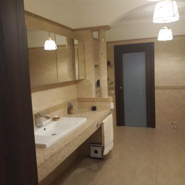 Интерьер ванной в неоклассике смотреть на Basicdecor
