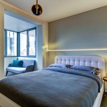 Интерьер спальни с жалюзи и дверными жалюзи  смотреть на Basicdecor