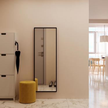Интерьер прихожей с зеркалом на двери  смотреть на Basicdecor