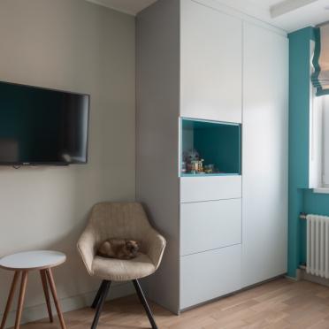 Интерьер с нишей для телевизора в современном стиле смотреть на Basicdecor
