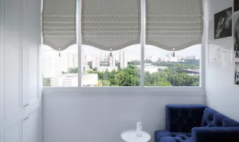 Интерьер балкона с жалюзи в неоклассике смотреть на Basicdecor