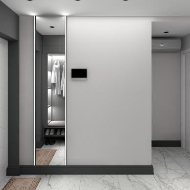 Интерьер прихожей с зеркалом на двери  смотреть на Basicdecor