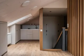 Интерьер детской c антресолью и под лестницей  смотреть на Basicdecor