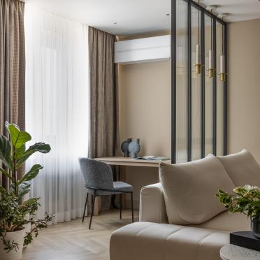 Интерьер гостиной с зонированием шторами в современном стиле смотреть на Basicdecor
