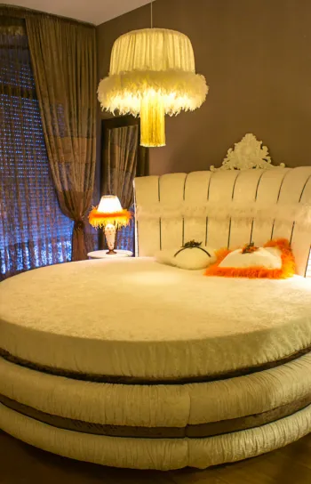 Интерьер спальни в стиле фьюжн смотреть на Basicdecor