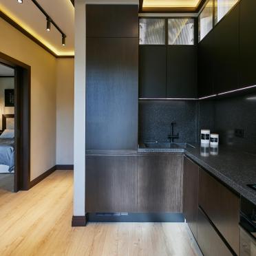 Интерьер кухни с нишей с подсветкой и с подсветкой  смотреть на Basicdecor