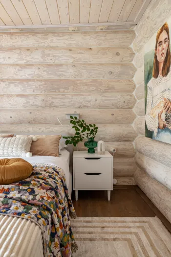 Интерьер детской с в деревянном доме  смотреть на Basicdecor