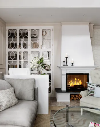 Интерьер гостиной с картинами над камином  смотреть на Basicdecor