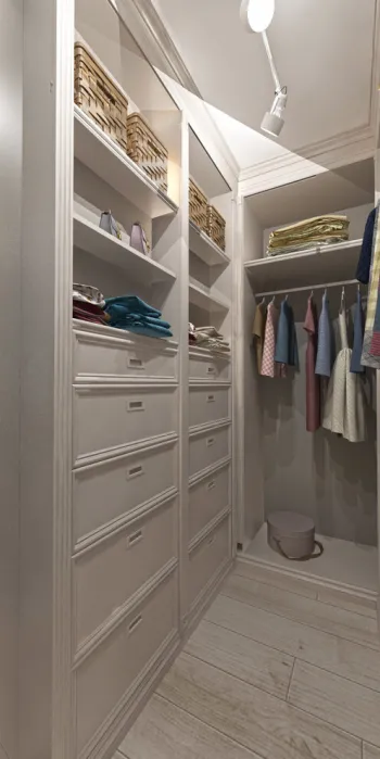 Интерьер гардеробной в современном стиле смотреть на Basicdecor