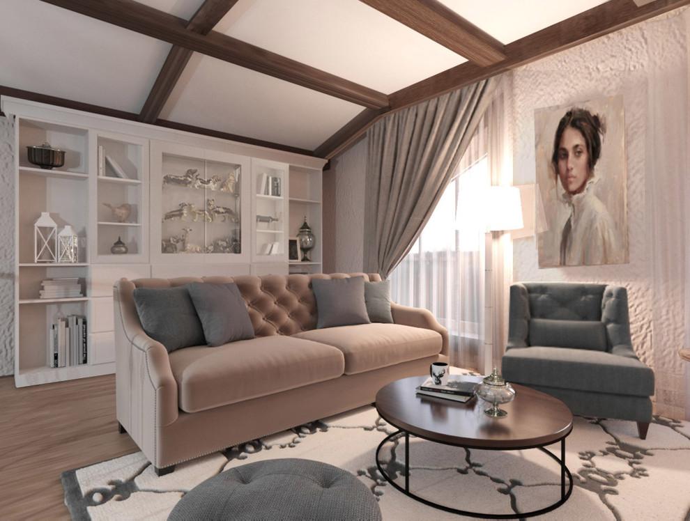 Интерьер гостиной с диваном у окна и картинами над камином в стиле кантри