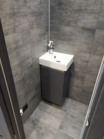 Интерьер ванной в современном стиле смотреть на Basicdecor