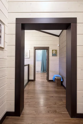 Интерьер с в деревянном доме  смотреть на Basicdecor