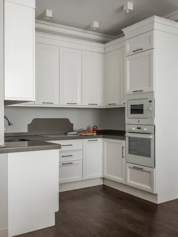 Интерьер кухни в неоклассике смотреть на Basicdecor
