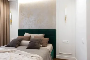 Интерьер спальни cветильниками над кроватью  смотреть на Basicdecor
