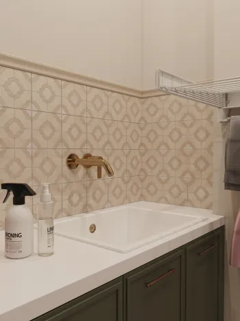 Интерьер ванной в современном стиле смотреть на Basicdecor