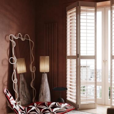 Интерьер кабинета с окном, жалюзи и дверными жалюзи  смотреть на Basicdecor