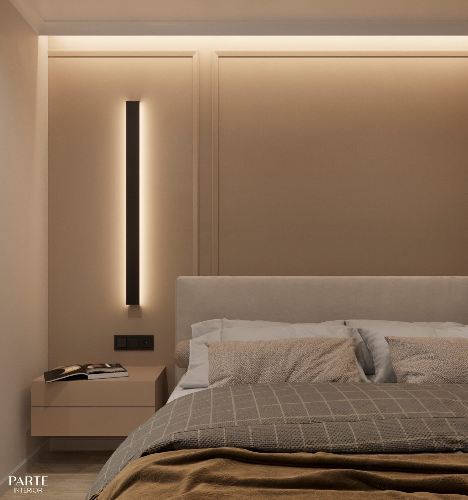 Интерьер спальни с нишей с подсветкой, подсветкой настенной, подсветкой светодиодной, светильниками над кроватью и с подсветкой в современном стиле
