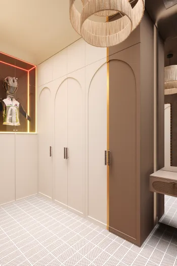 Интерьер прихожей с проходной, шкафами вокруг двери и зеркалом на двери  смотреть на Basicdecor