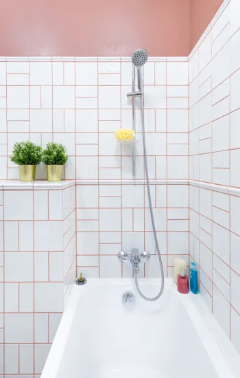 Интерьер ванной в современном стиле смотреть на Basicdecor