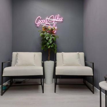 Интерьер офиса c подсветкой  смотреть на Basicdecor