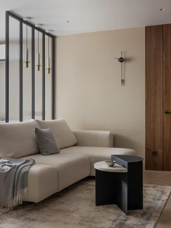 Интерьер гостиной с проходной  смотреть на Basicdecor