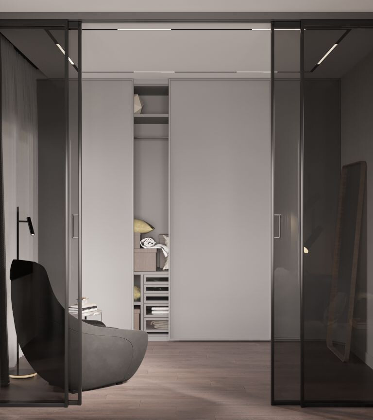 Интерьер ванной с без дверей, проходной, проемом, перегородкой раздвижной и зеркалом на двери в современном стиле