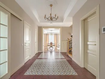 Интерьер коридора в классическом стиле смотреть на Basicdecor