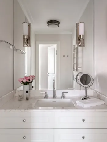 Интерьер ванной в современном стиле смотреть на Basicdecor