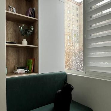 Интерьер с жалюзи и дверными жалюзи  смотреть на Basicdecor