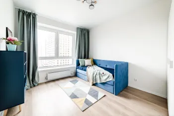 Интерьер с кроватью в углу  смотреть на Basicdecor
