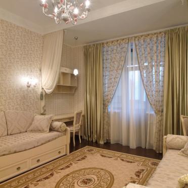 Интерьер спальни c рабочим местом в классическом стиле смотреть на Basicdecor