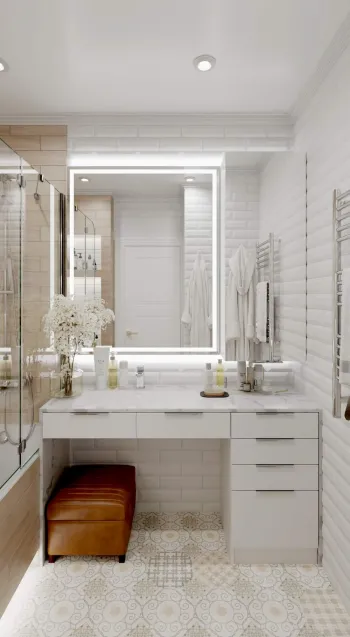 Интерьер ванной с зеркалом на двери в неоклассике смотреть на Basicdecor
