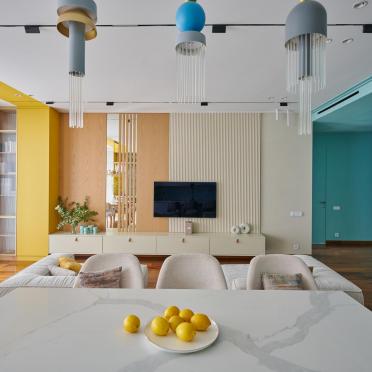 Интерьер гостиной c подсветкой  смотреть на Basicdecor