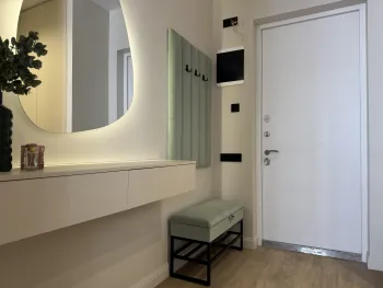 Интерьер коридора с проходной и ресепшном  смотреть на Basicdecor