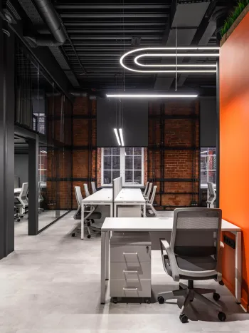 Интерьер офиса cветовыми линиями и с подсветкой  смотреть на Basicdecor