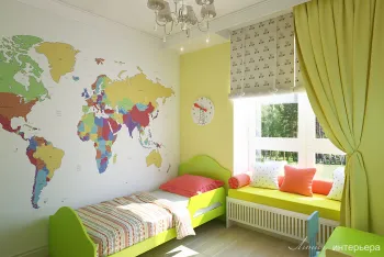 Интерьер детской с диваном у окна и для мальчика  смотреть на Basicdecor