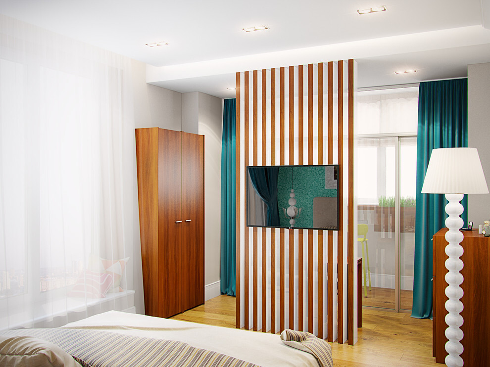 Интерьер спальни с зонированием шторами, зонированием рейками, телевизором на рейках, вертикальными жалюзи и рейками с подсветкой в современном стиле