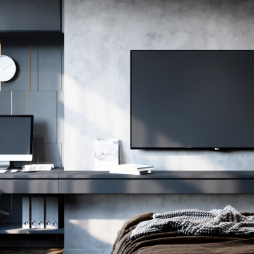 Интерьер спальни с телевизором на стене  смотреть на Basicdecor