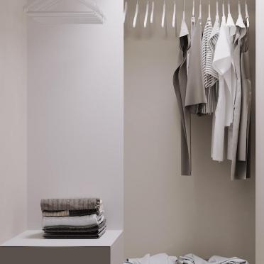Интерьер с хранением верхней одежды  смотреть на Basicdecor