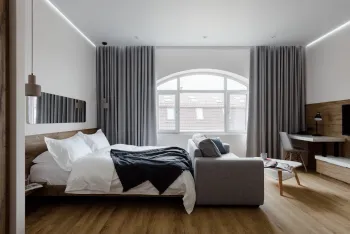 Интерьер спальни cветильниками над кроватью  смотреть на Basicdecor