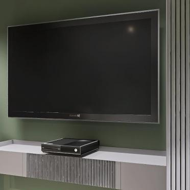 Интерьер с телевизором в углу, телевизором на стене и нишей для телевизора  смотреть на Basicdecor