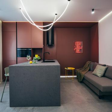 Интерьер кухни с нишей с подсветкой и с подсветкой  смотреть на Basicdecor