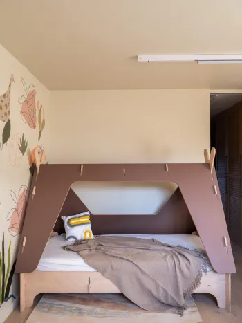Интерьер детской и спальни  смотреть на Basicdecor