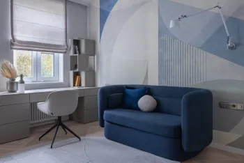 Интерьер c рабочим местом и жалюзи в современном стиле смотреть на Basicdecor