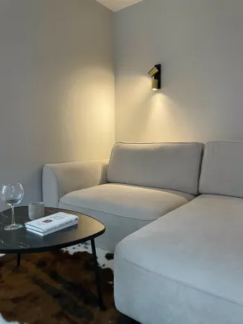 Интерьер с нишей с подсветкой  смотреть на Basicdecor