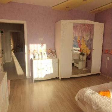 Интерьер детской с для девочки и для новорожденных  смотреть на Basicdecor
