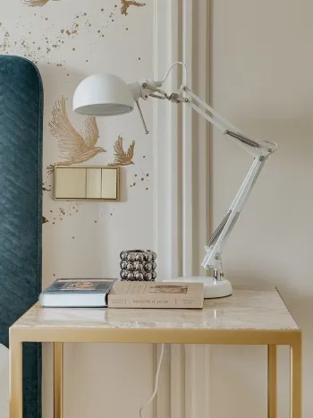 Интерьер c рабочим местом в неоклассике смотреть на Basicdecor