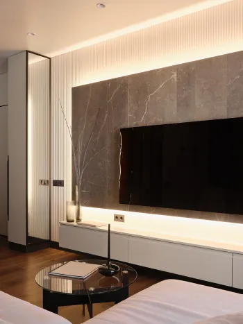 Интерьер гостиной c подсветкой  смотреть на Basicdecor